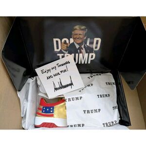 IN HAND! President Trump GOLD Limited #987/1000 Never Surrender Sneakers M13